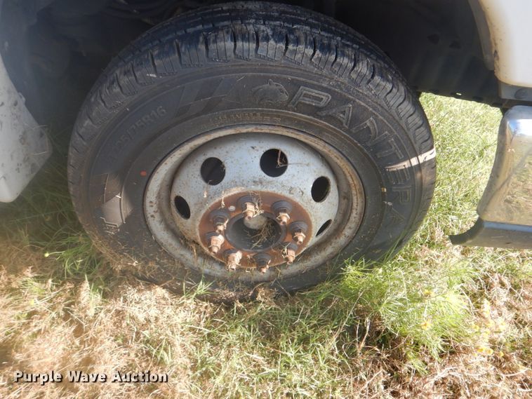 image for item FT9388 2009 Ford E450 shuttle bus