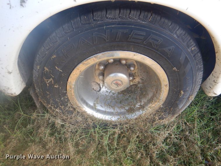 image for item FT9388 2009 Ford E450 shuttle bus