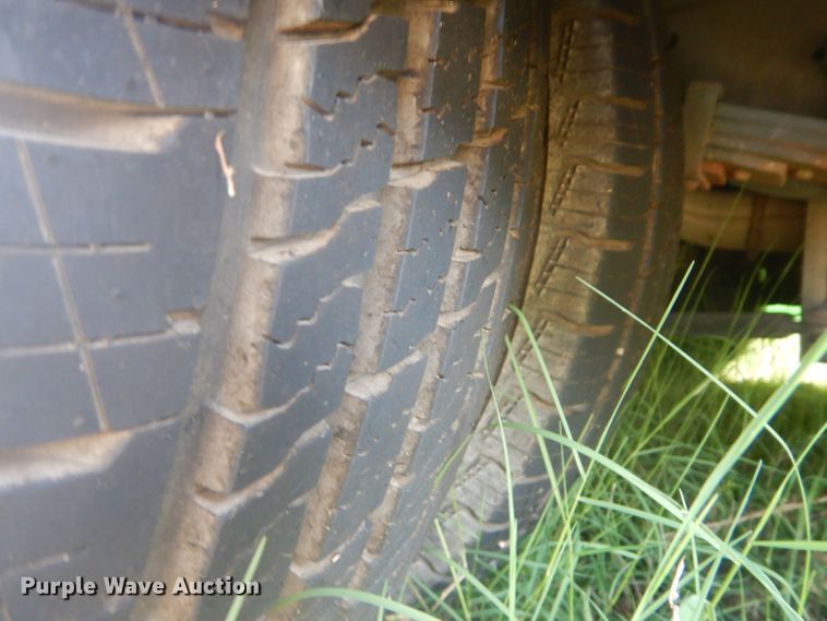 image for item FT9388 2009 Ford E450 shuttle bus