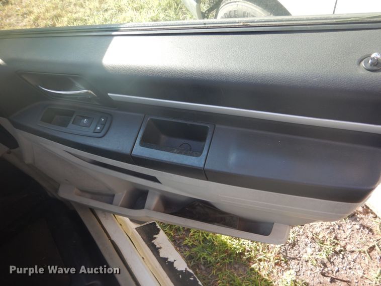 image for item FT9389 2010 Dodge Grand Caravan van