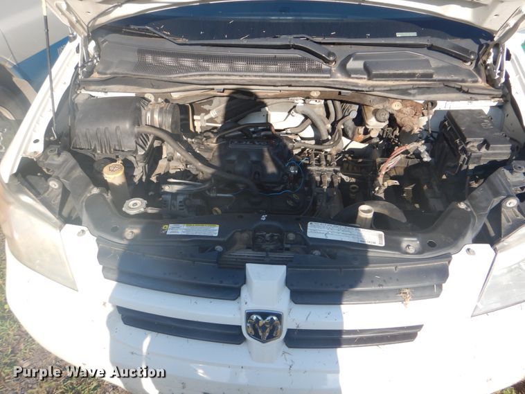 image for item FT9389 2010 Dodge Grand Caravan van