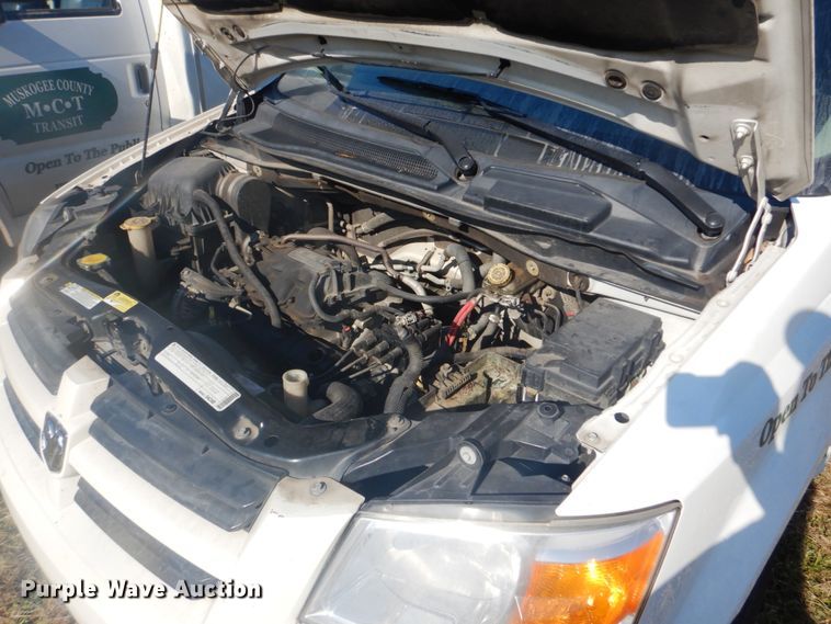 image for item FT9390 2010 Dodge Grand Caravan van