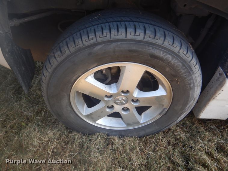 image for item FT9390 2010 Dodge Grand Caravan van