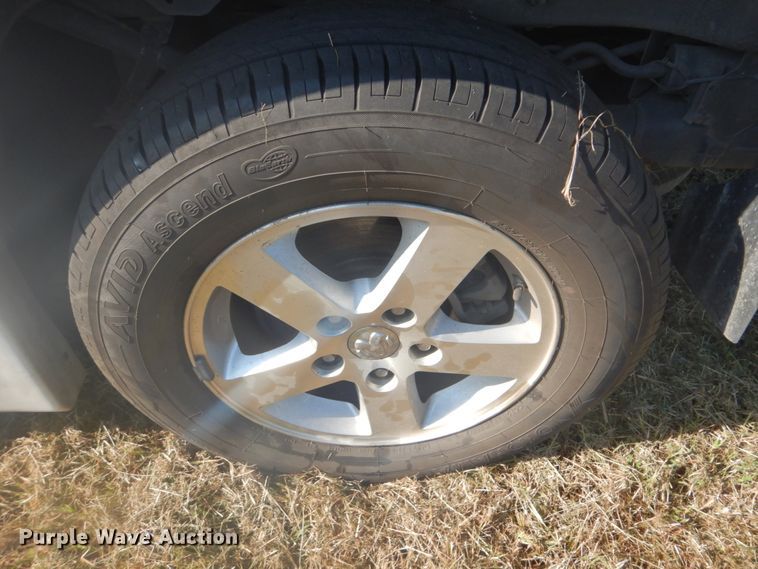 image for item FT9390 2010 Dodge Grand Caravan van