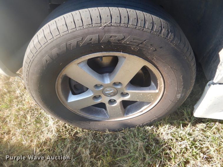 image for item FT9390 2010 Dodge Grand Caravan van