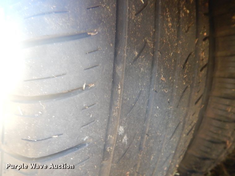 image for item FT9391 2009 Ford E450 shuttle bus