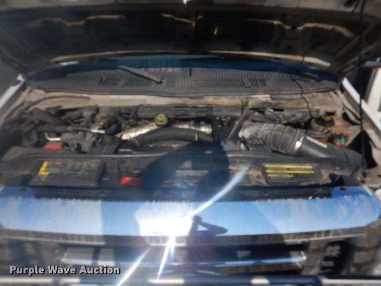 image for item FT9392 2009 Ford E450 shuttle bus