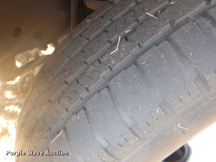 image for item FT9392 2009 Ford E450 shuttle bus