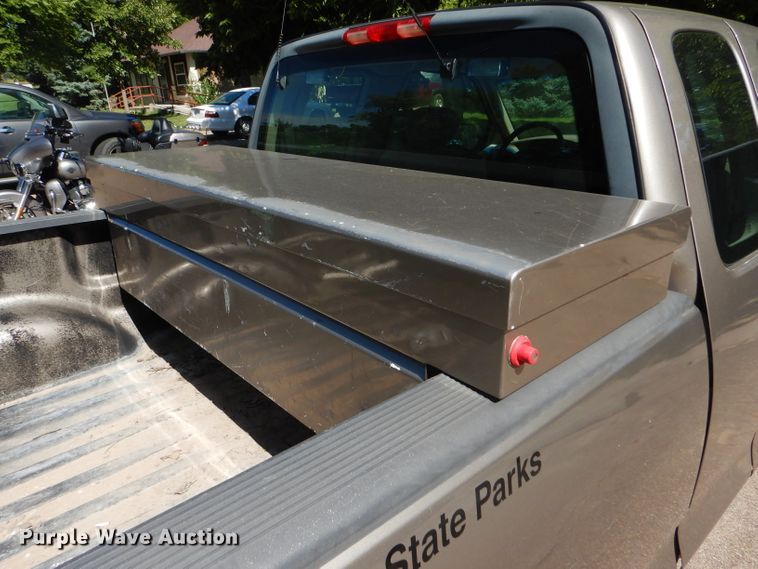 image for item FY9572 2003 Ford F150 XL SuperCab pickup truck