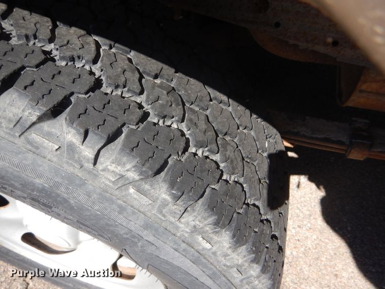 image for item FY9572 2003 Ford F150 XL SuperCab pickup truck