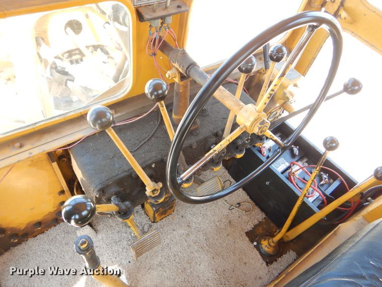 image for item FY9632 Caterpillar 112 rigid frame motor grader