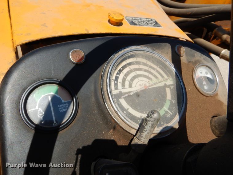 image for item FY9633 John Deere 300 backhoe