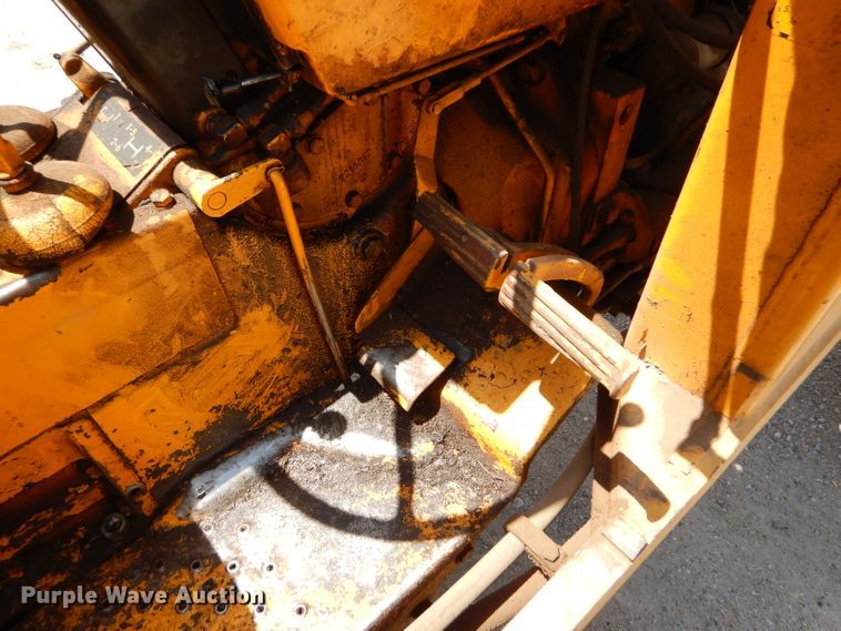 image for item FY9633 John Deere 300 backhoe