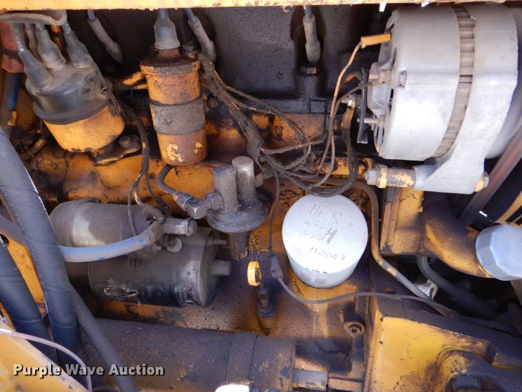 image for item FY9633 John Deere 300 backhoe