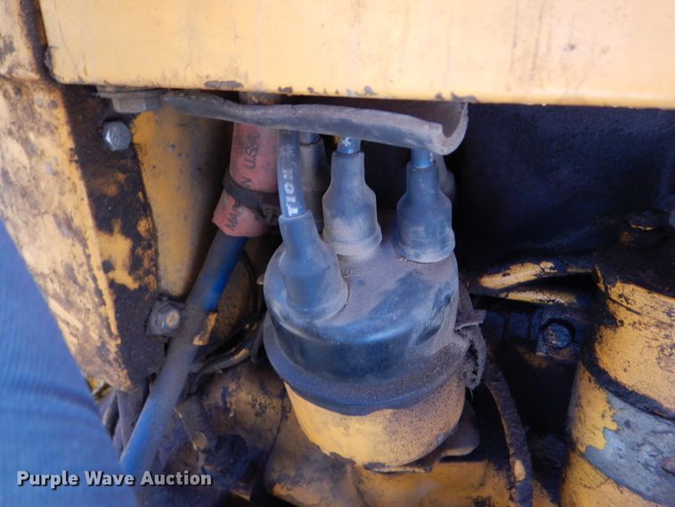 image for item FY9633 John Deere 300 backhoe