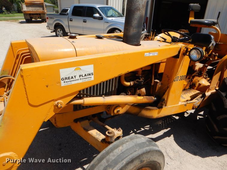 image for item FY9633 John Deere 300 backhoe