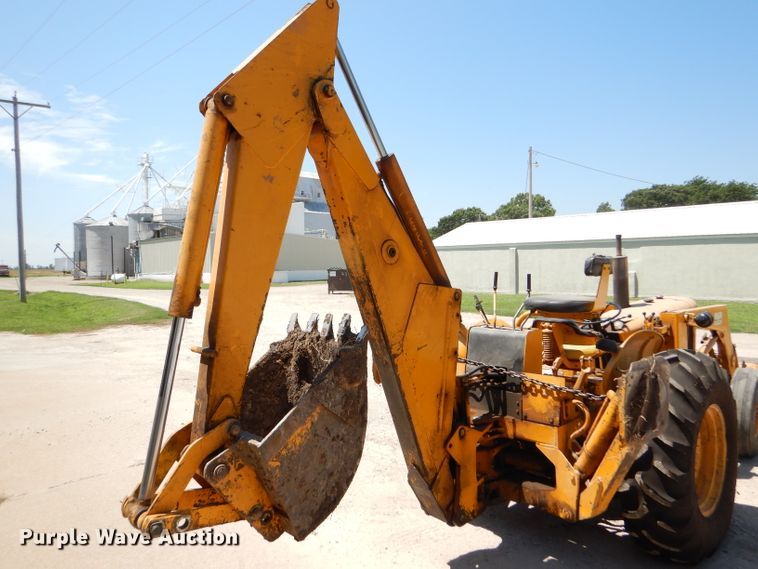 image for item FY9633 John Deere 300 backhoe