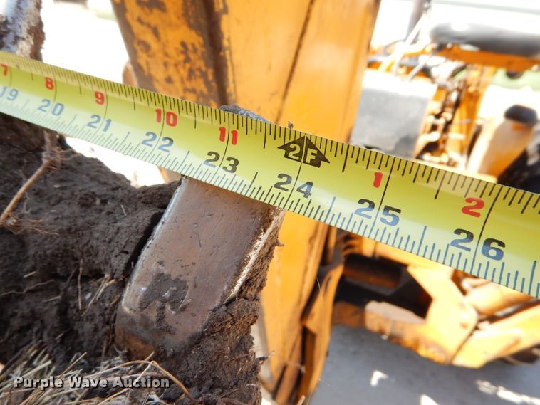 image for item FY9633 John Deere 300 backhoe