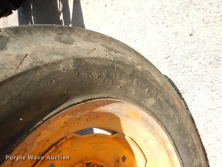 image for item FY9633 John Deere 300 backhoe