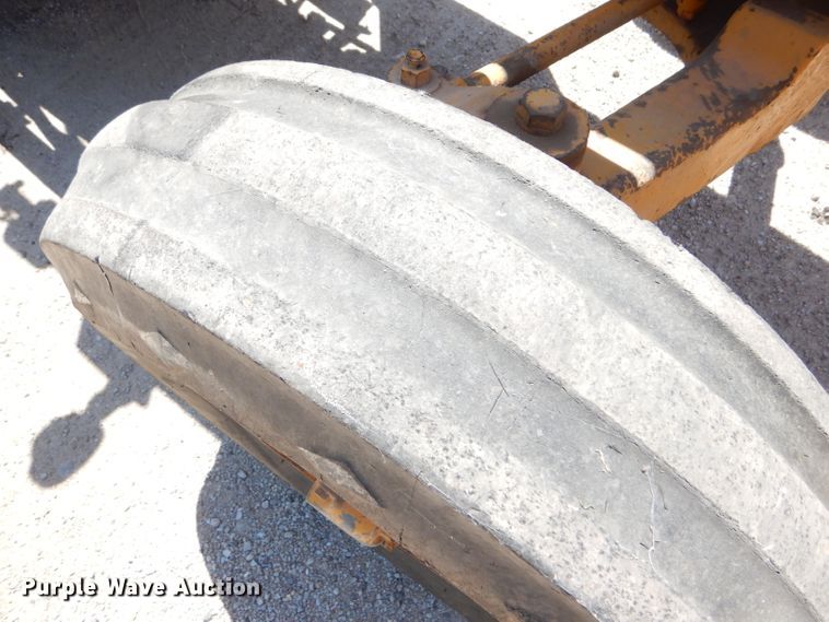 image for item FY9633 John Deere 300 backhoe