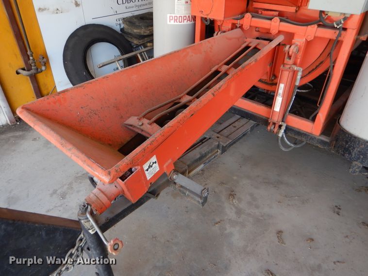 image for item FY9634 1997 Patchman 720 pothole patcher