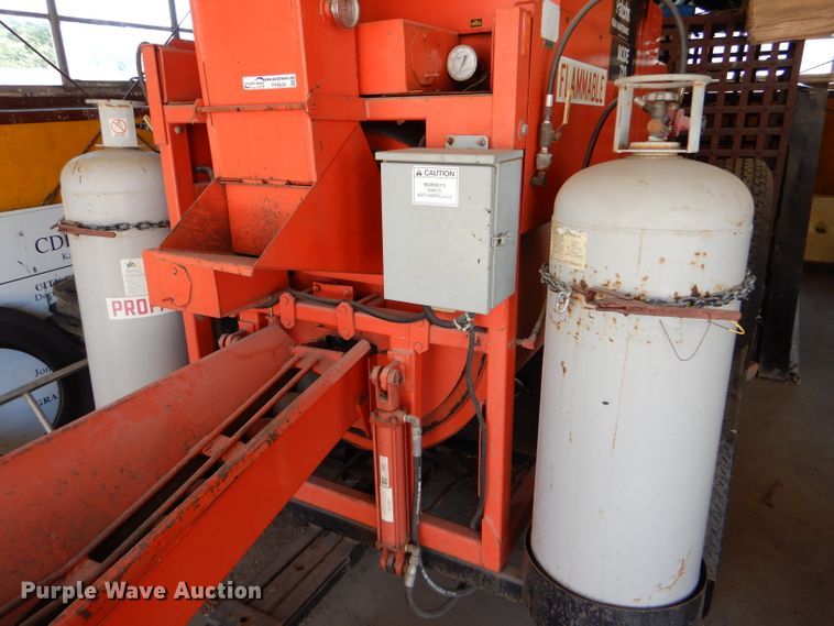 image for item FY9634 1997 Patchman 720 pothole patcher