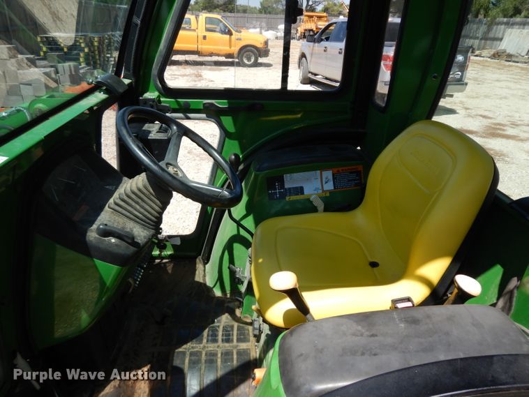 image for item FY9641 John Deere 4200 HFWD tractor