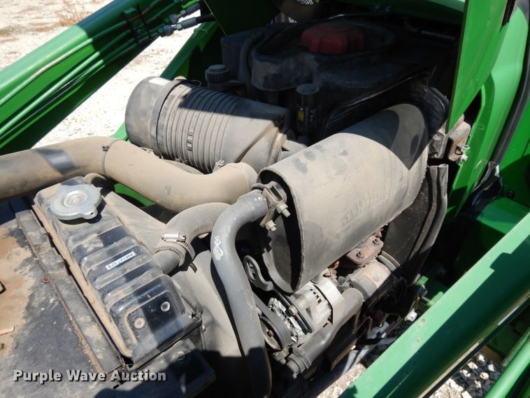 image for item FY9641 John Deere 4200 HFWD tractor