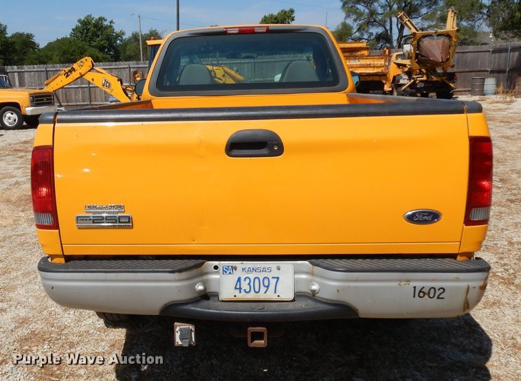 image for item FY9644 2000 Ford F150 pickup truck