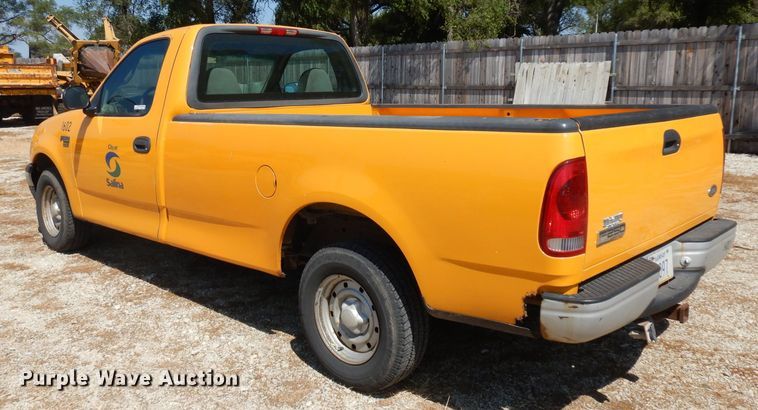 image for item FY9644 2000 Ford F150 pickup truck
