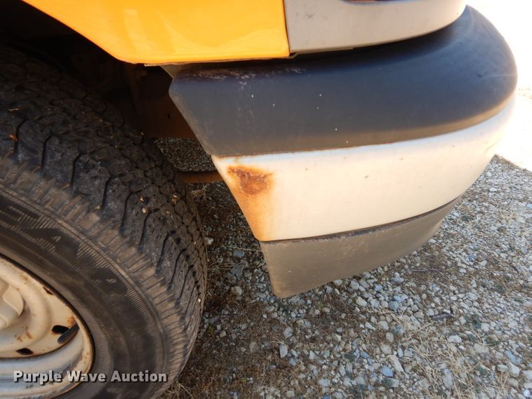 image for item FY9644 2000 Ford F150 pickup truck