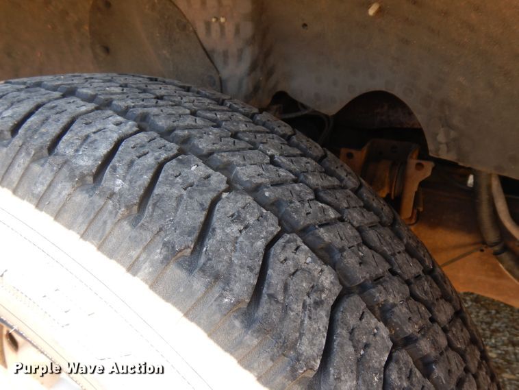 image for item FY9644 2000 Ford F150 pickup truck