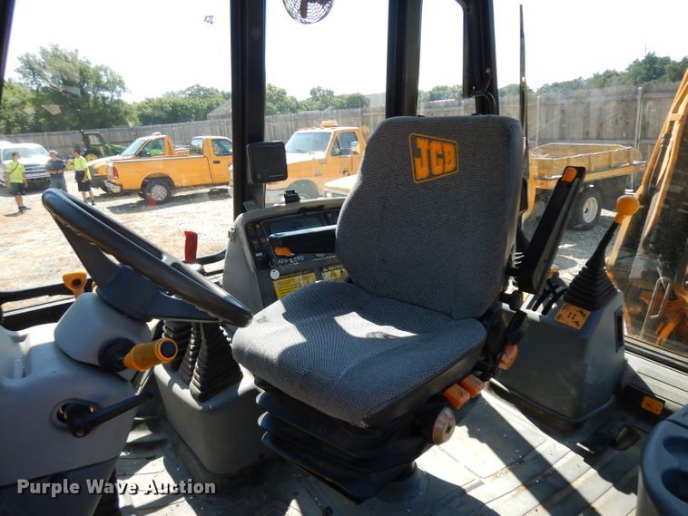 image for item FY9645 2001 JCB 214 Series III backhoe