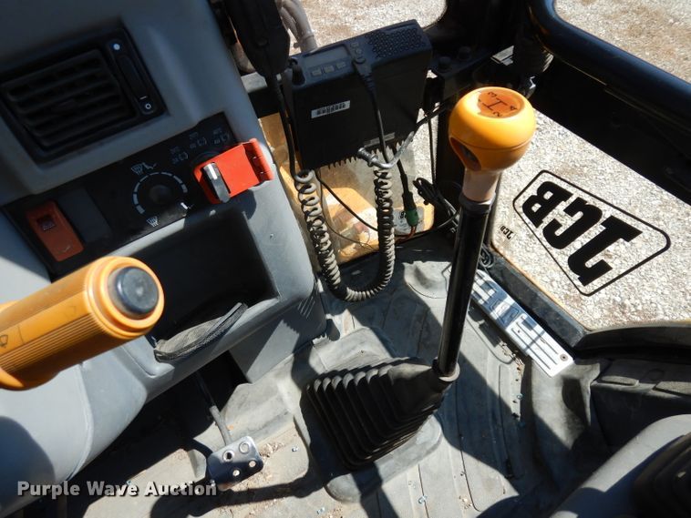 image for item FY9645 2001 JCB 214 Series III backhoe