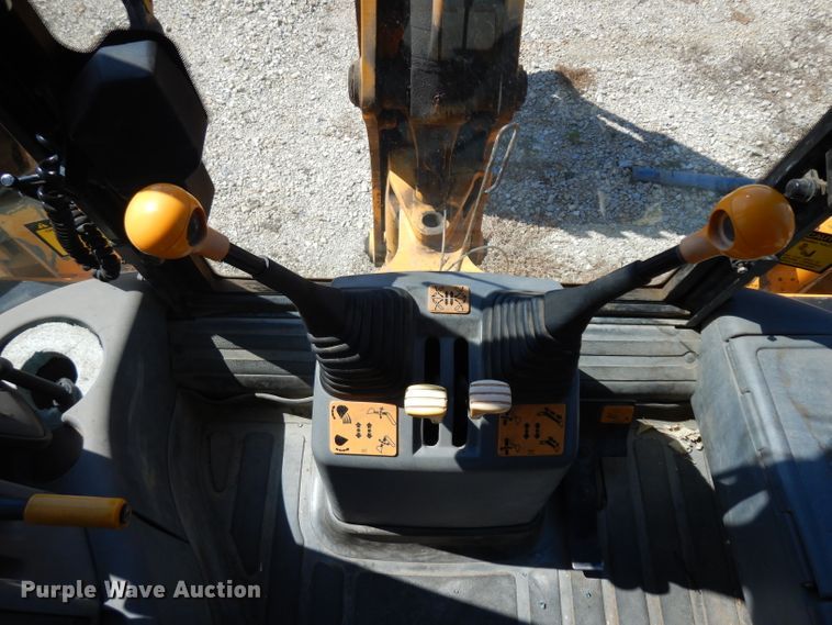 image for item FY9645 2001 JCB 214 Series III backhoe