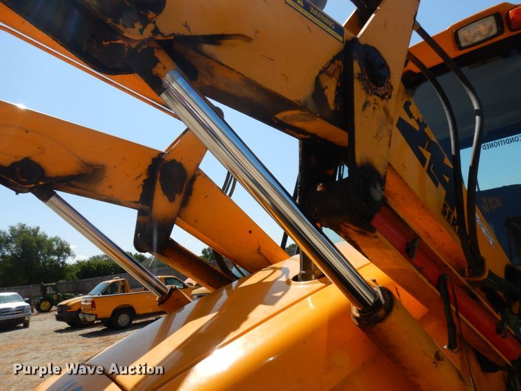 image for item FY9645 2001 JCB 214 Series III backhoe