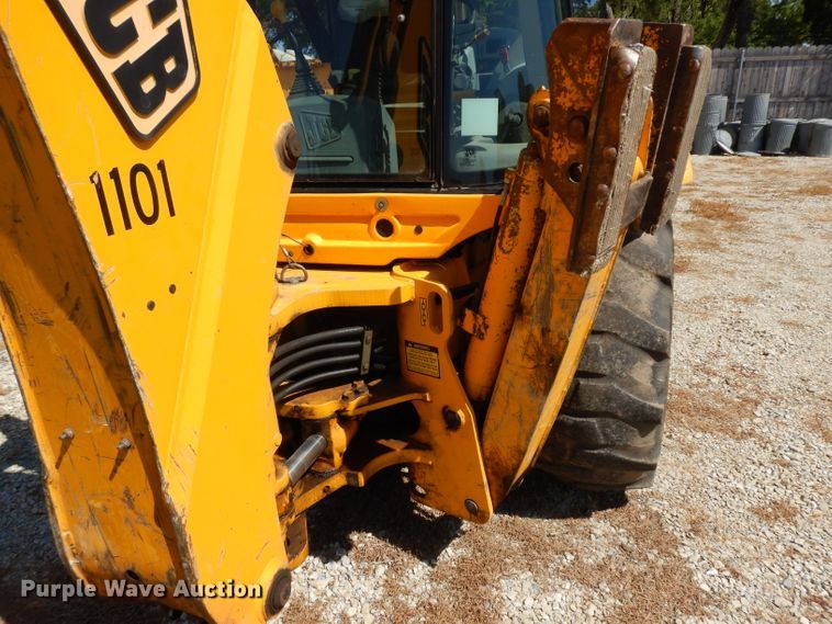 image for item FY9645 2001 JCB 214 Series III backhoe