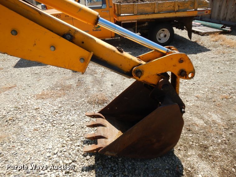 image for item FY9645 2001 JCB 214 Series III backhoe