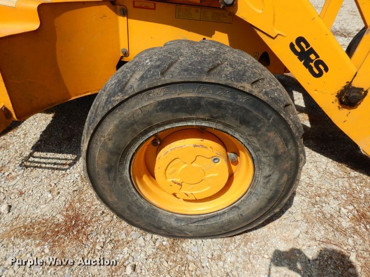 image for item FY9645 2001 JCB 214 Series III backhoe