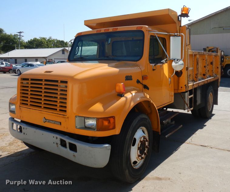 image for item GH9531 2001 International 4700 dump truck