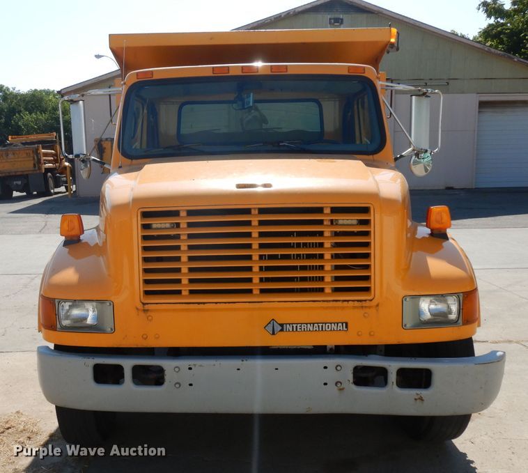 image for item GH9531 2001 International 4700 dump truck