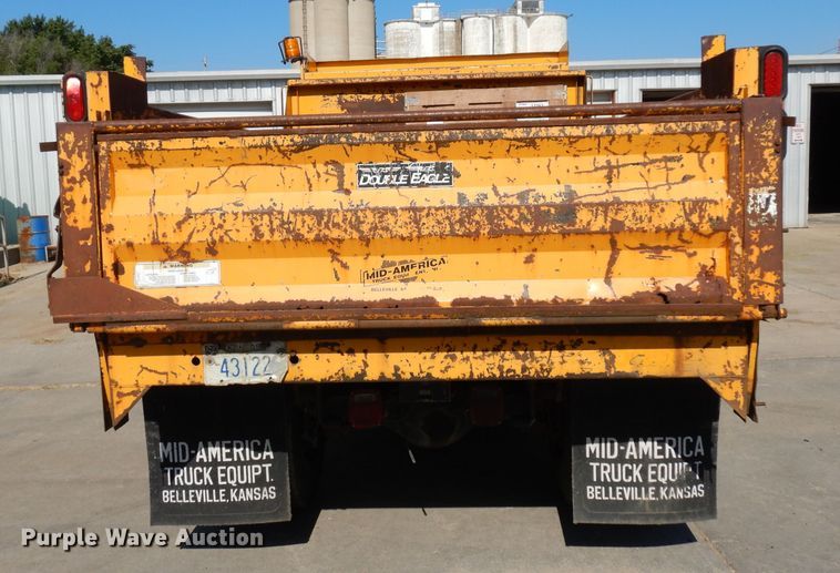 image for item GH9531 2001 International 4700 dump truck