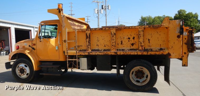 image for item GH9531 2001 International 4700 dump truck