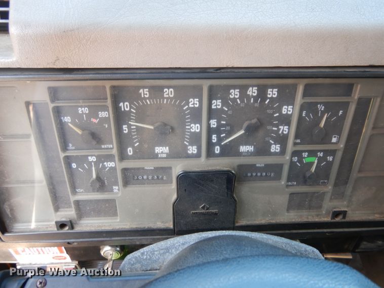 image for item GH9531 2001 International 4700 dump truck