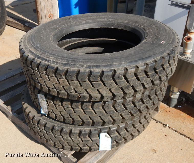 image for item GH9532 (3) Firestone 10R22.5 12PR recapped tires