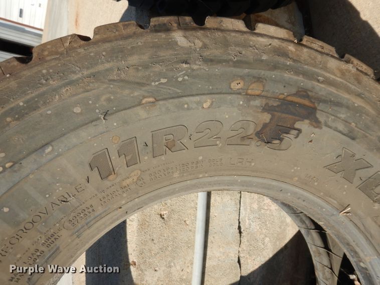 image for item GH9533 (5) recapped tires