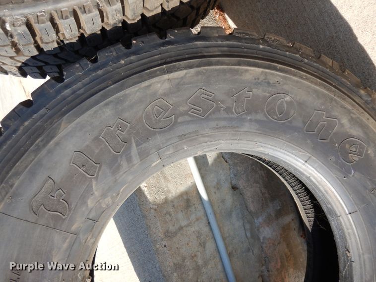 image for item GH9533 (5) recapped tires