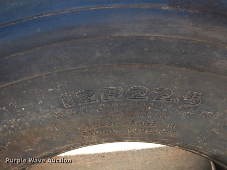 image for item GH9534 (4) recapped tires