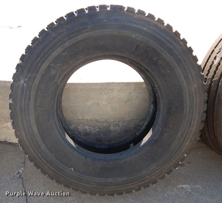 image for item GH9534 (4) recapped tires