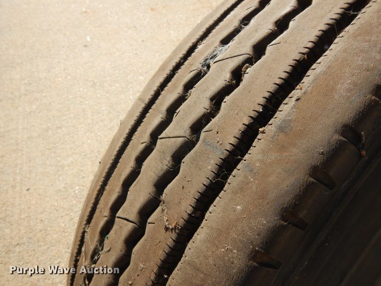 image for item GH9534 (4) recapped tires